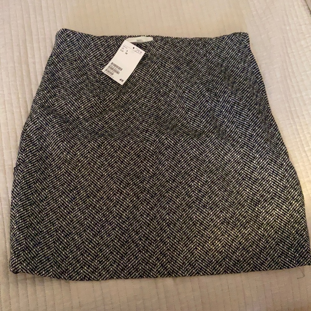H & M skirt